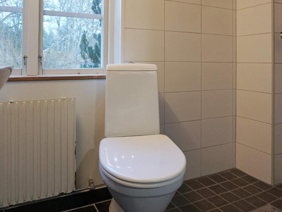 6 Person Holiday Home In Alsterbro Kättilstorp Екстериор снимка