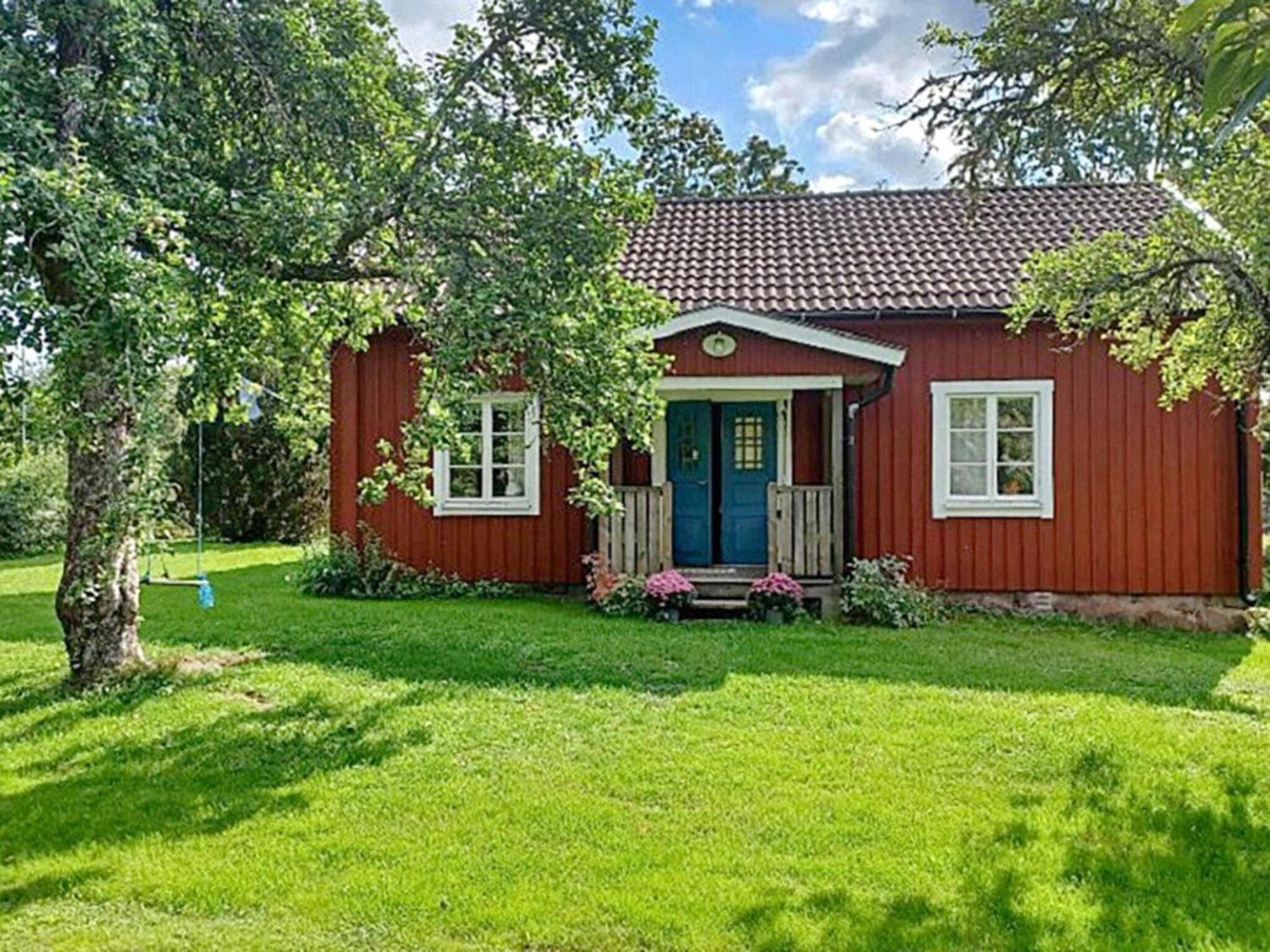 6 Person Holiday Home In Alsterbro Kättilstorp Екстериор снимка